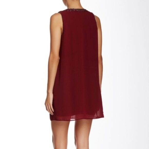 Angie Burgundy Beaded Sheath Dress M - Picture 2 of 6